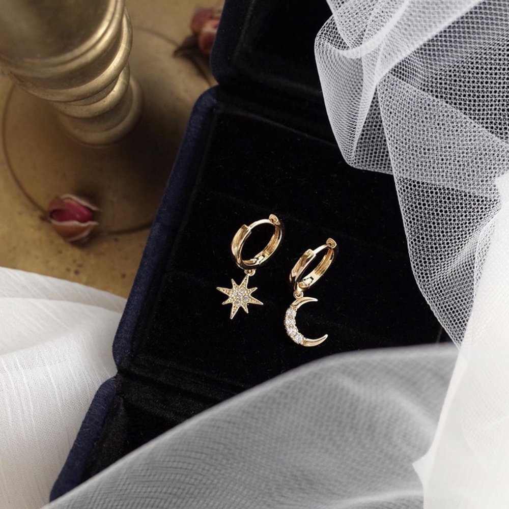 *NEW 925 Sterling Silver Diamond Moon Star Hoops - Picture 13 of 14